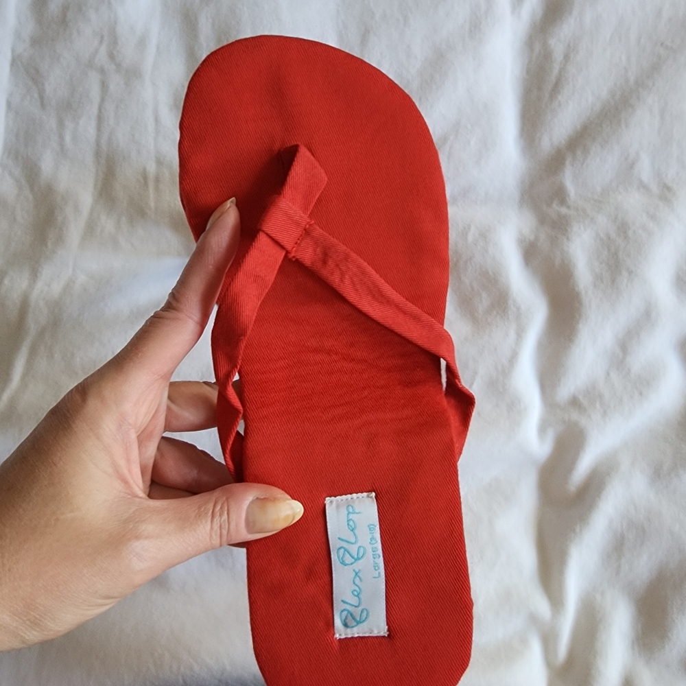 Travel flip flops, perfect for a wedding **Everything Must Go SALE*